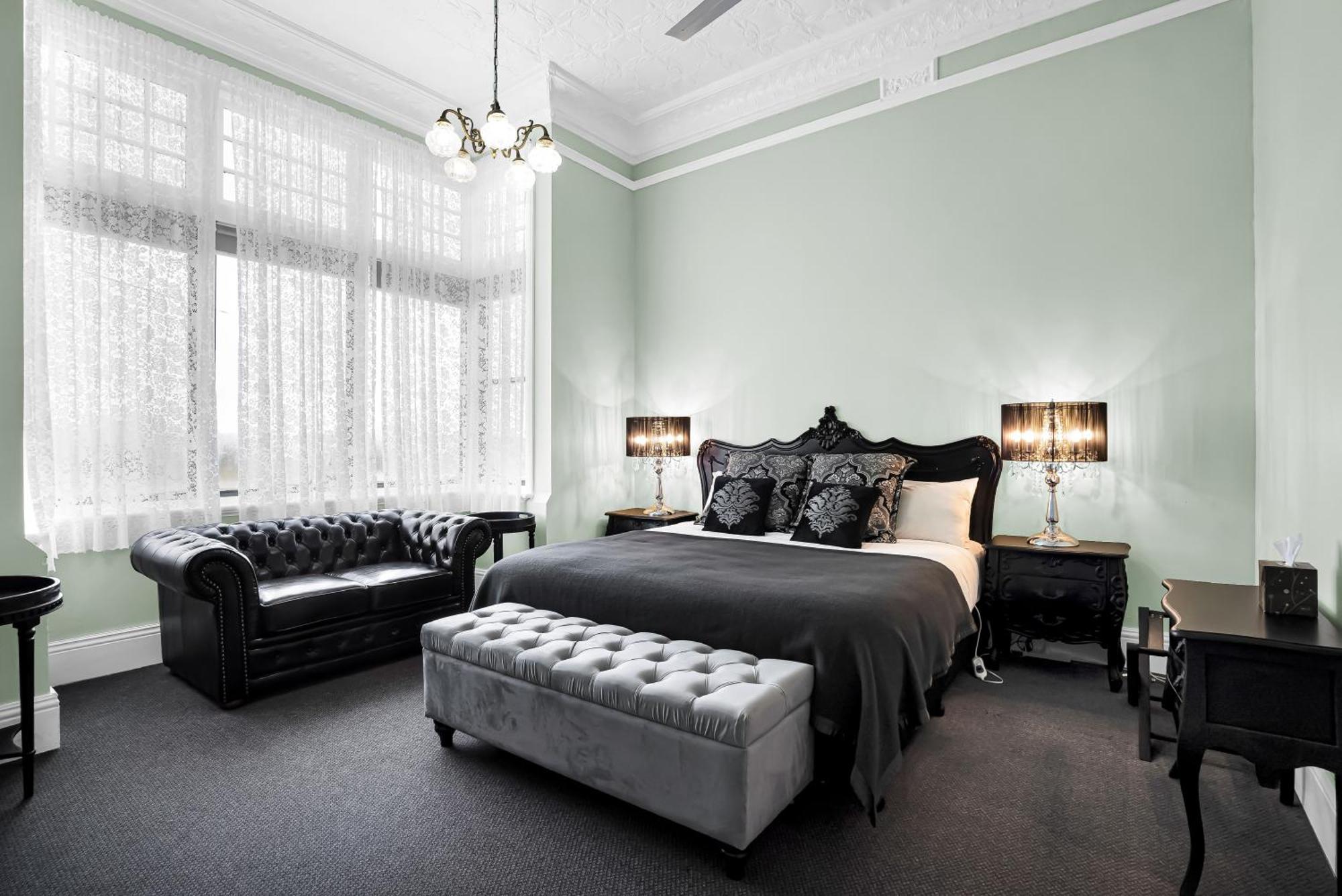 Bischoff Hotel Waratah Bagian luar foto