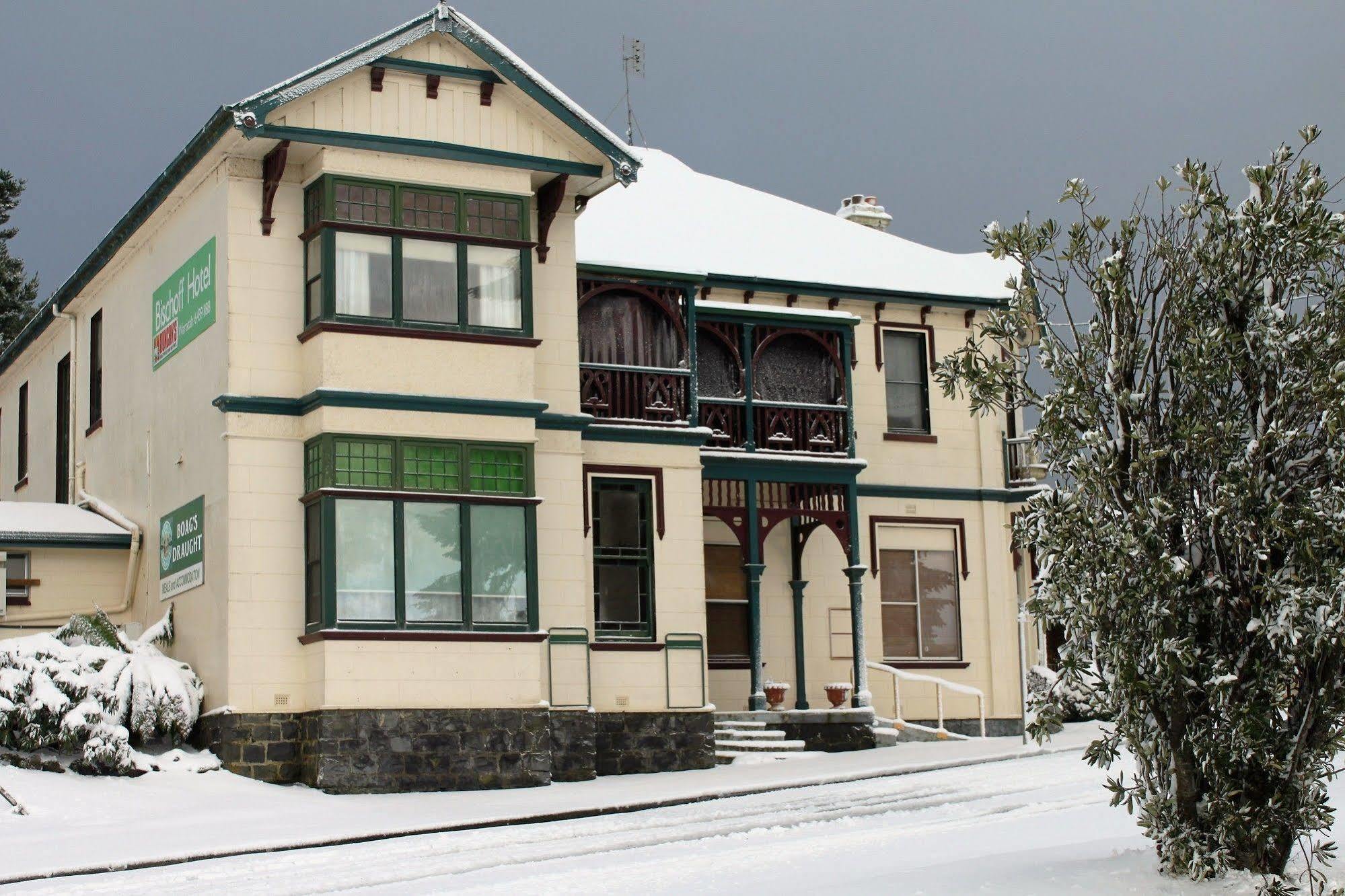 Bischoff Hotel Waratah Bagian luar foto
